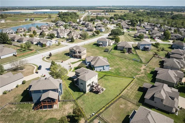 $460,000 | 1814 Cayhill Court, Warrensburg, MO 64093