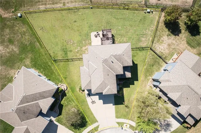 $460,000 | 1814 Cayhill Court, Warrensburg, MO 64093