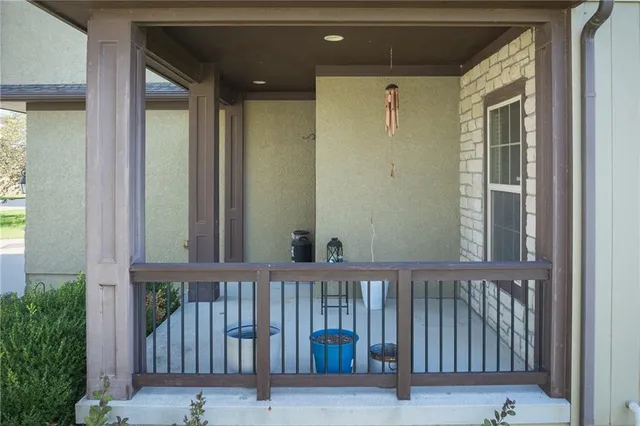 $460,000 | 1814 Cayhill Court, Warrensburg, MO 64093