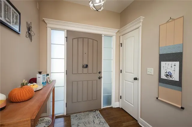 $460,000 | 1814 Cayhill Court, Warrensburg, MO 64093