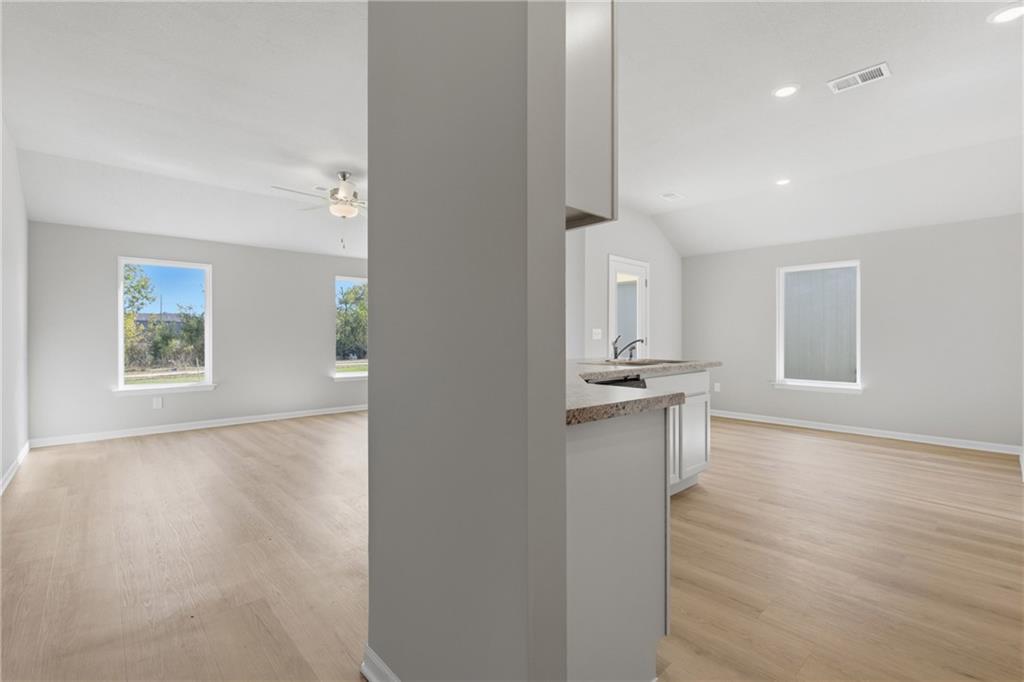 533 North Persimmon Street Gardner, KS 66030 - Photo 7 of 27