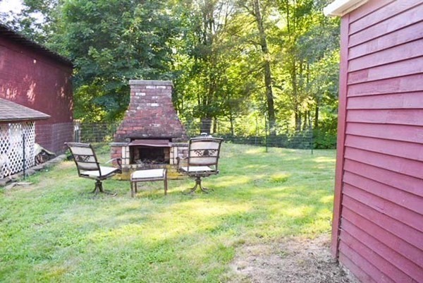 24 Southbridge Rd Extension Brimfield, MA 01010 - Photo 12 of 37