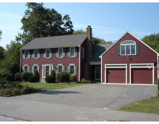 16 Smith Road Mansfield, MA 02048 - Photo 3 of 11 Gallery Image 3