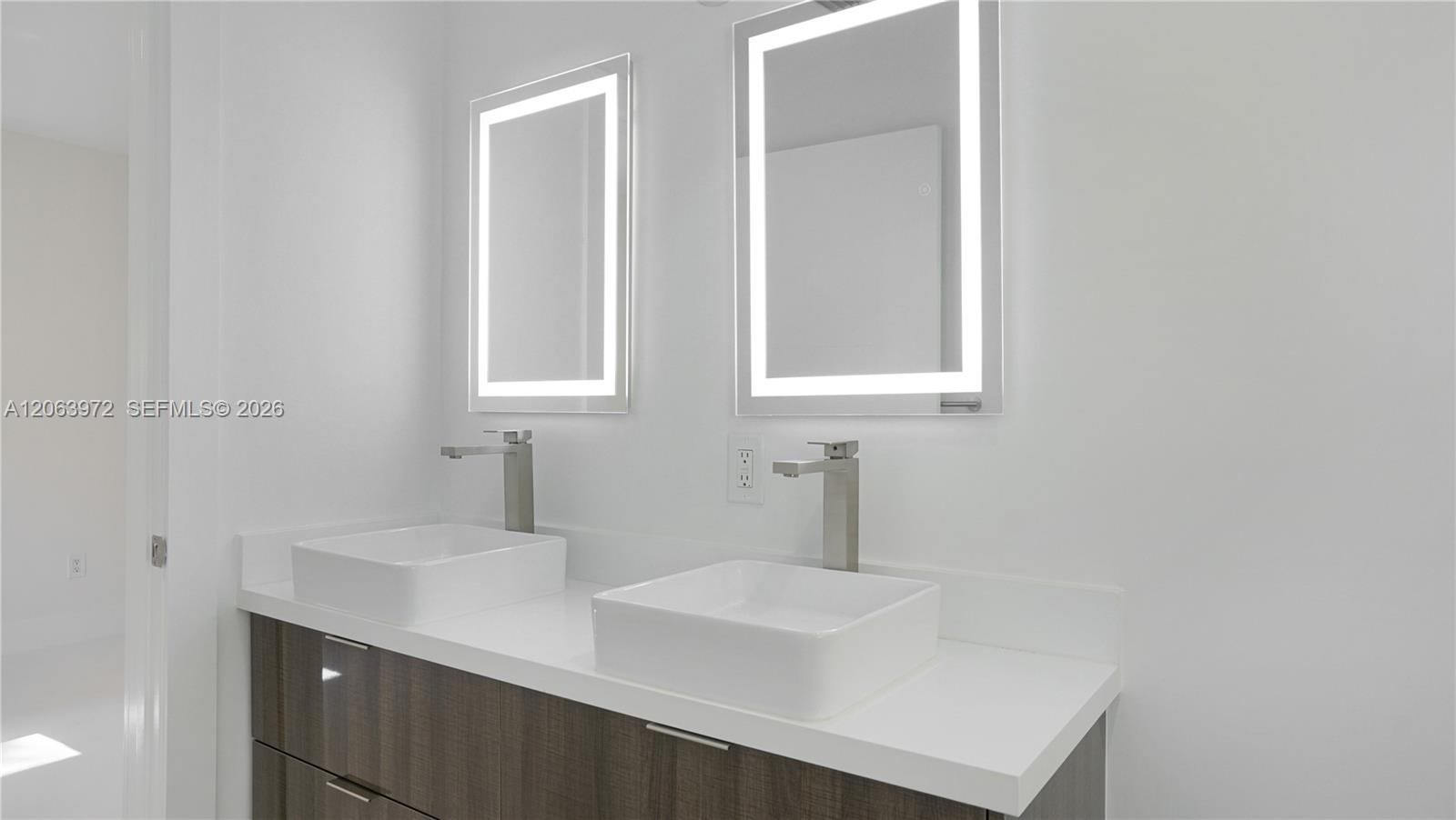 711 Sunset Road, Unit 711 Coral Gables, FL 33143 - Photo 19 of 30 Gallery Image 19