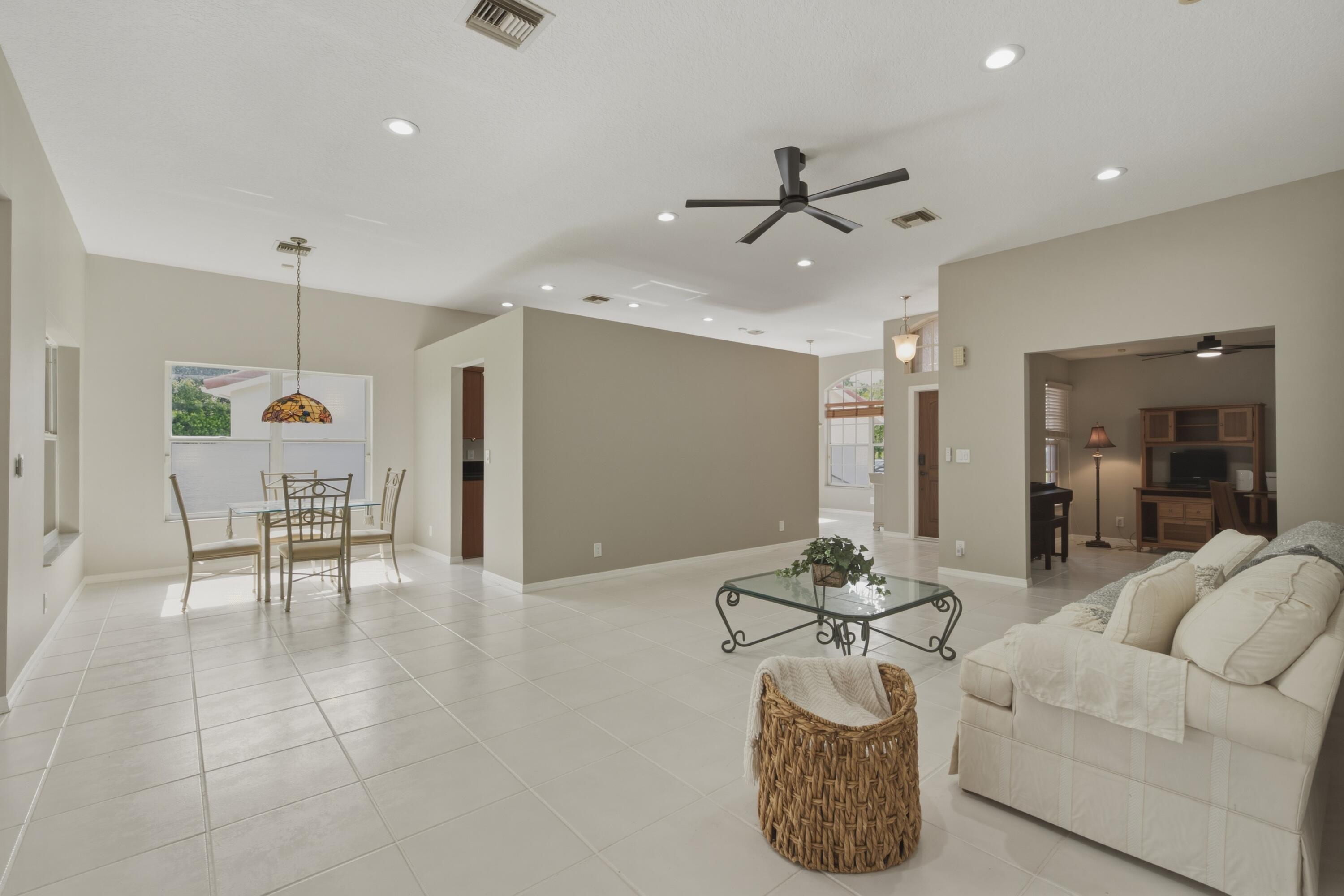 10827 La Salinas Circle Boca Raton, FL 33428 - Photo 6 of 33 KAREN 6