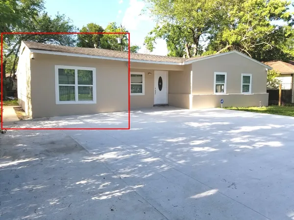 $975 | 5631 Belarbor Street, Houston, TX 77033