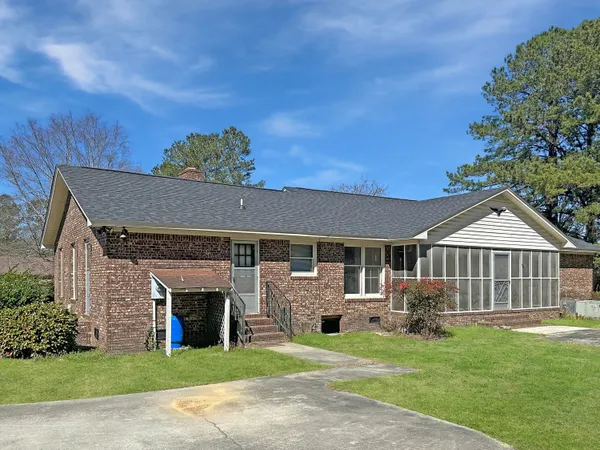$364,900 | 243 Country Club Boulevard, St. George, SC 29477