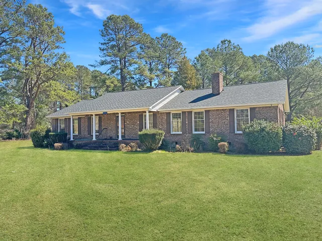 $399,900 | 243 Country Club Boulevard, St. George, SC 29477