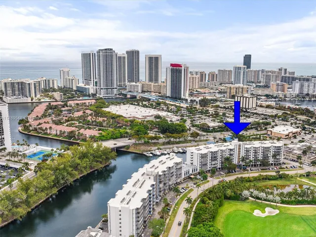 $200,000 | 200 Diplomat Parkway, Unit 424, Hallandale Beach, FL 33009