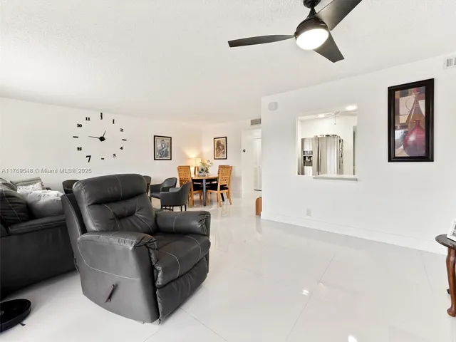 $200,000 | 200 Diplomat Parkway, Unit 424, Hallandale Beach, FL 33009