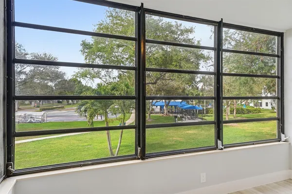 en view of outdoor space with plants