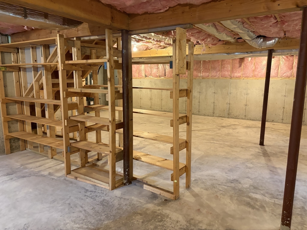 87 Dancause Road Lowell, MA 01852 - Photo 21 of 23