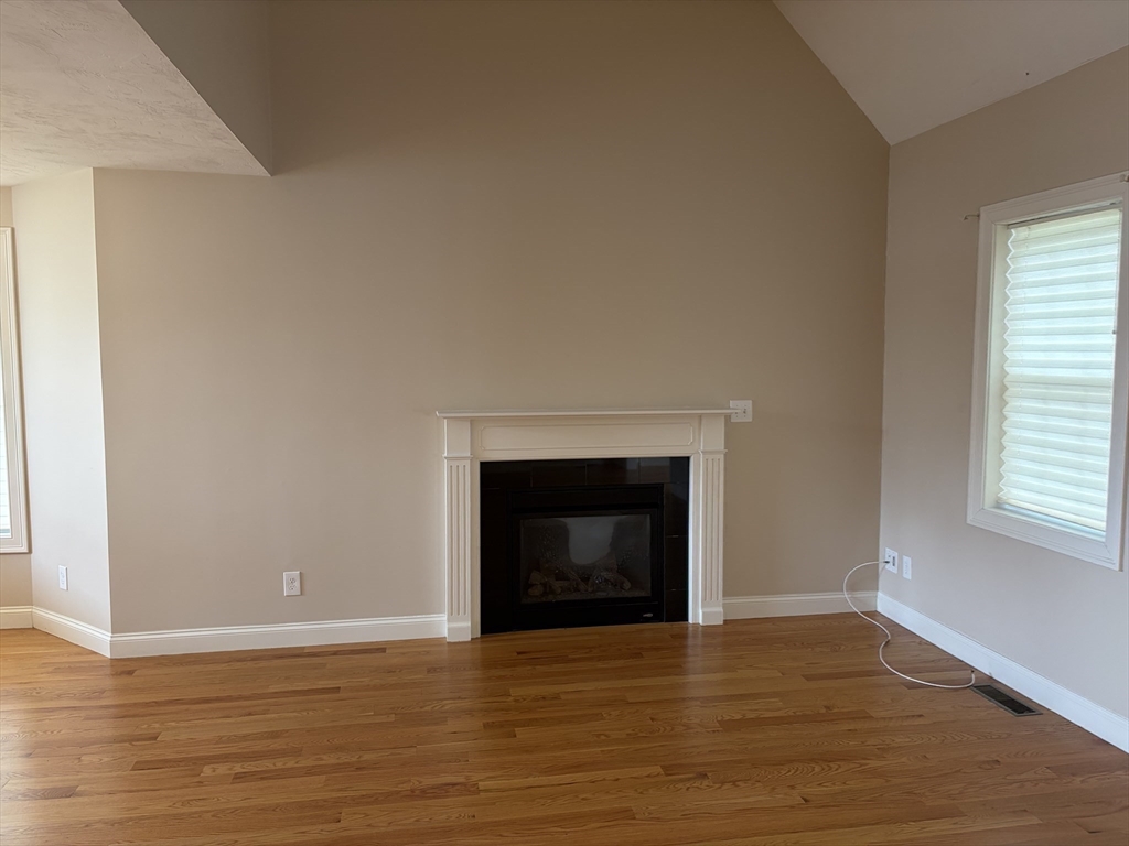 87 Dancause Road Lowell, MA 01852 - Photo 8 of 23