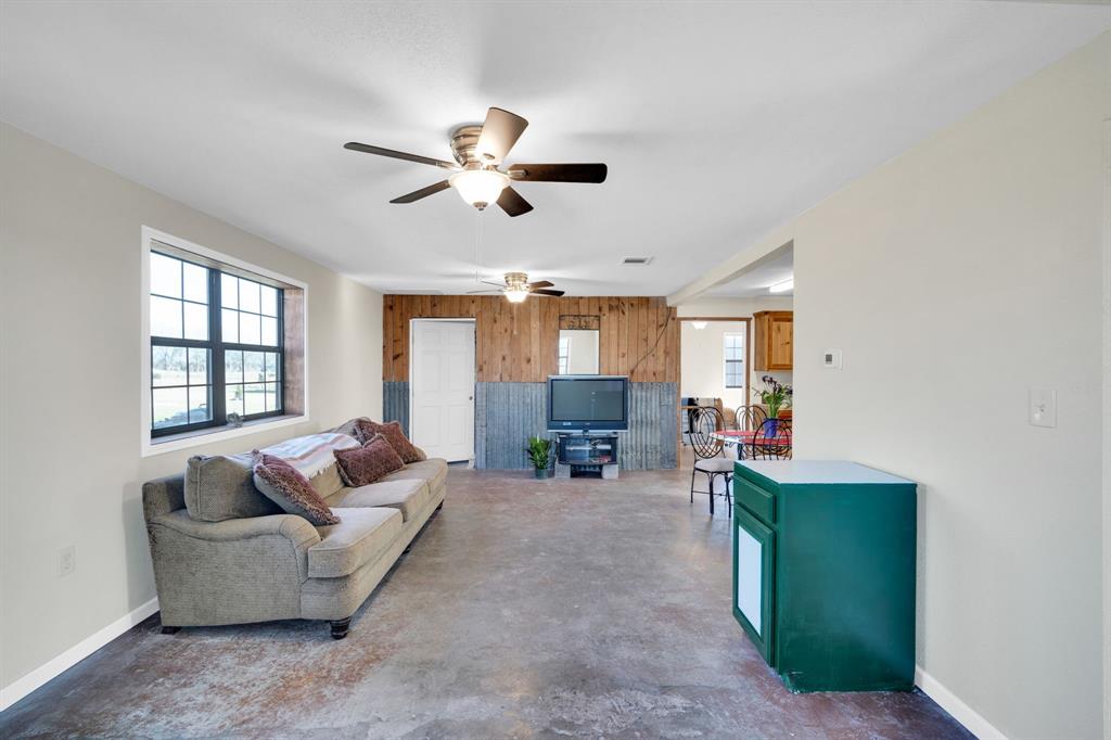 869 State Highway 171 Hubbard, TX 76648 - Photo 5 of 27