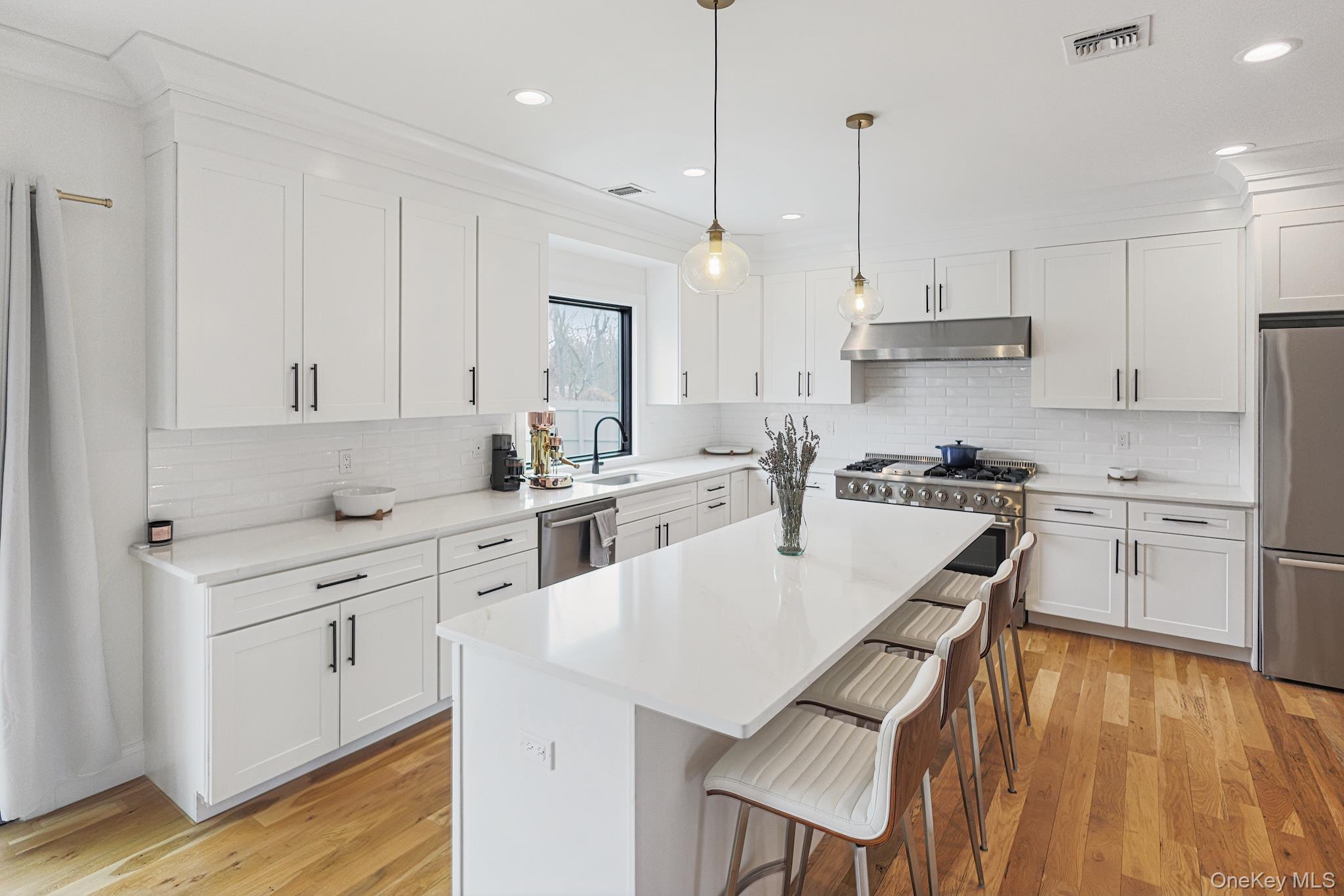 3225 Stanley Road Mattituck, NY 11952 - Photo 12 of 20 Gallery Image 12