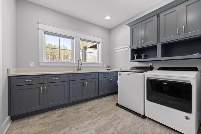 5420 Raulston Falls Drive Jasper, TN 37347 - Photo 23 of 35 Laundry room