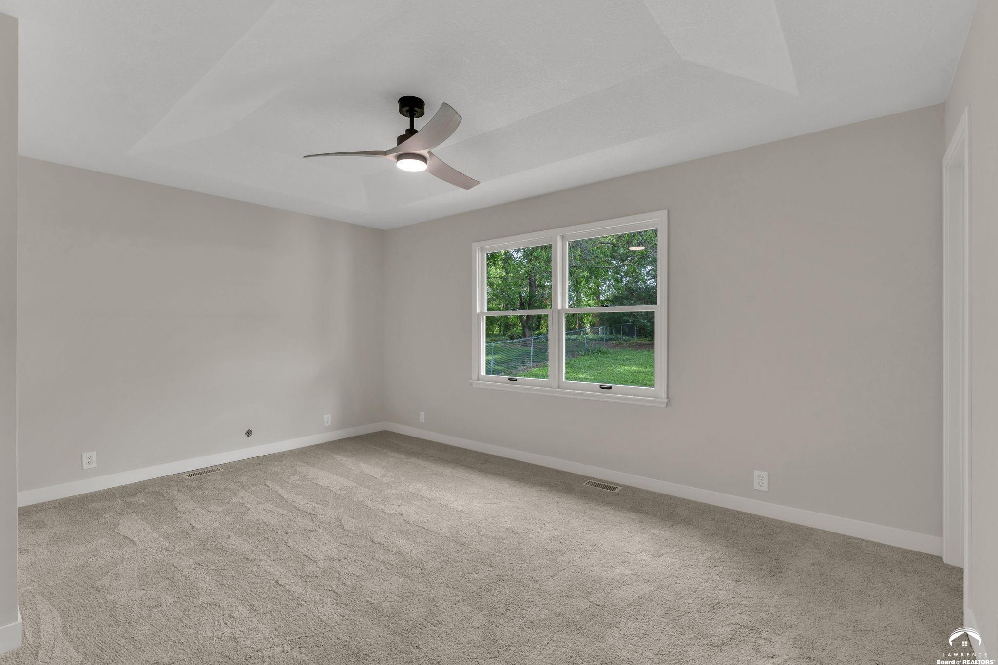 2600 Oxford Road Lawrence, KS 66049 - Photo 36 of 53