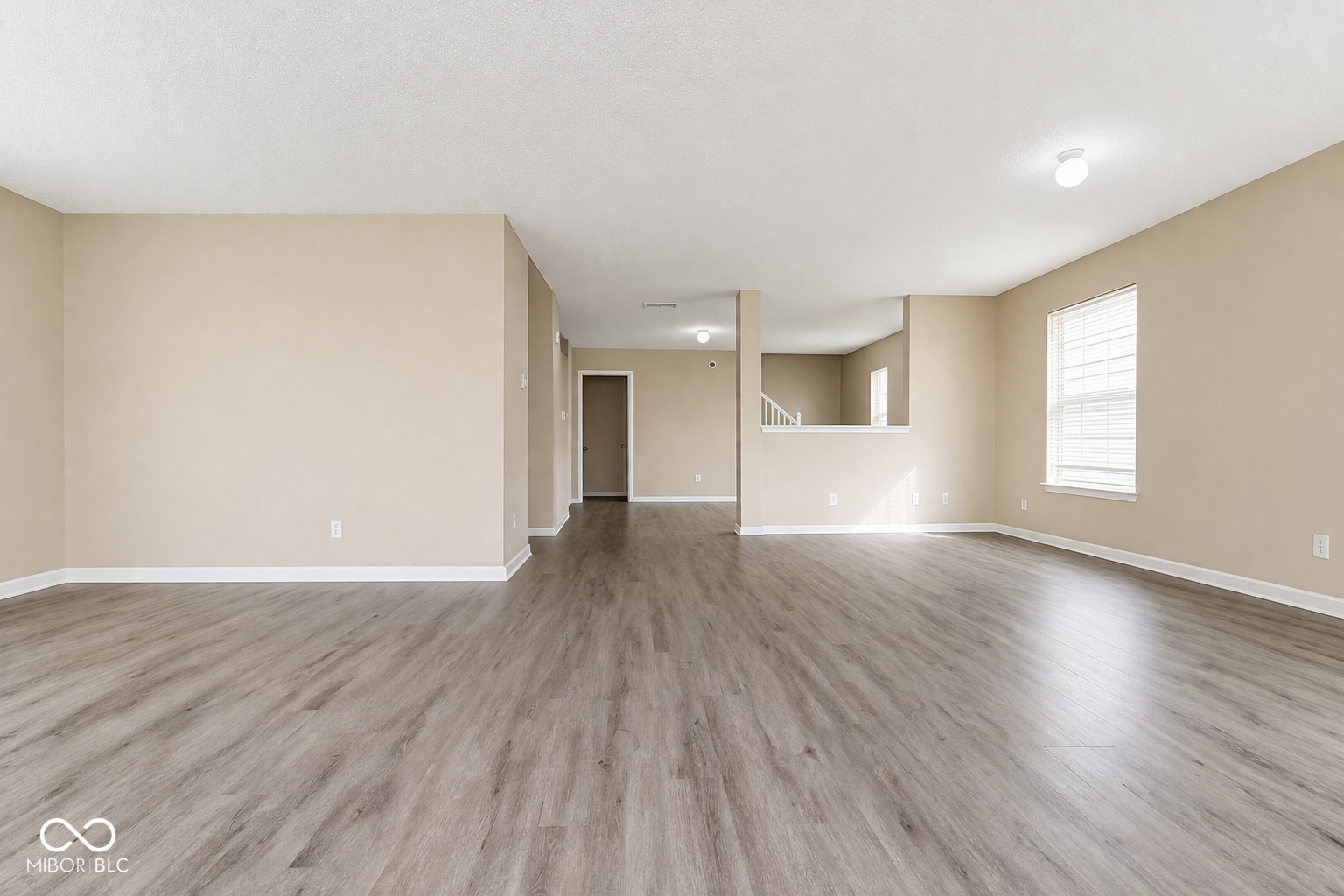 12877 Courage Crossing Fishers, IN 46037 - Photo 2 of 26