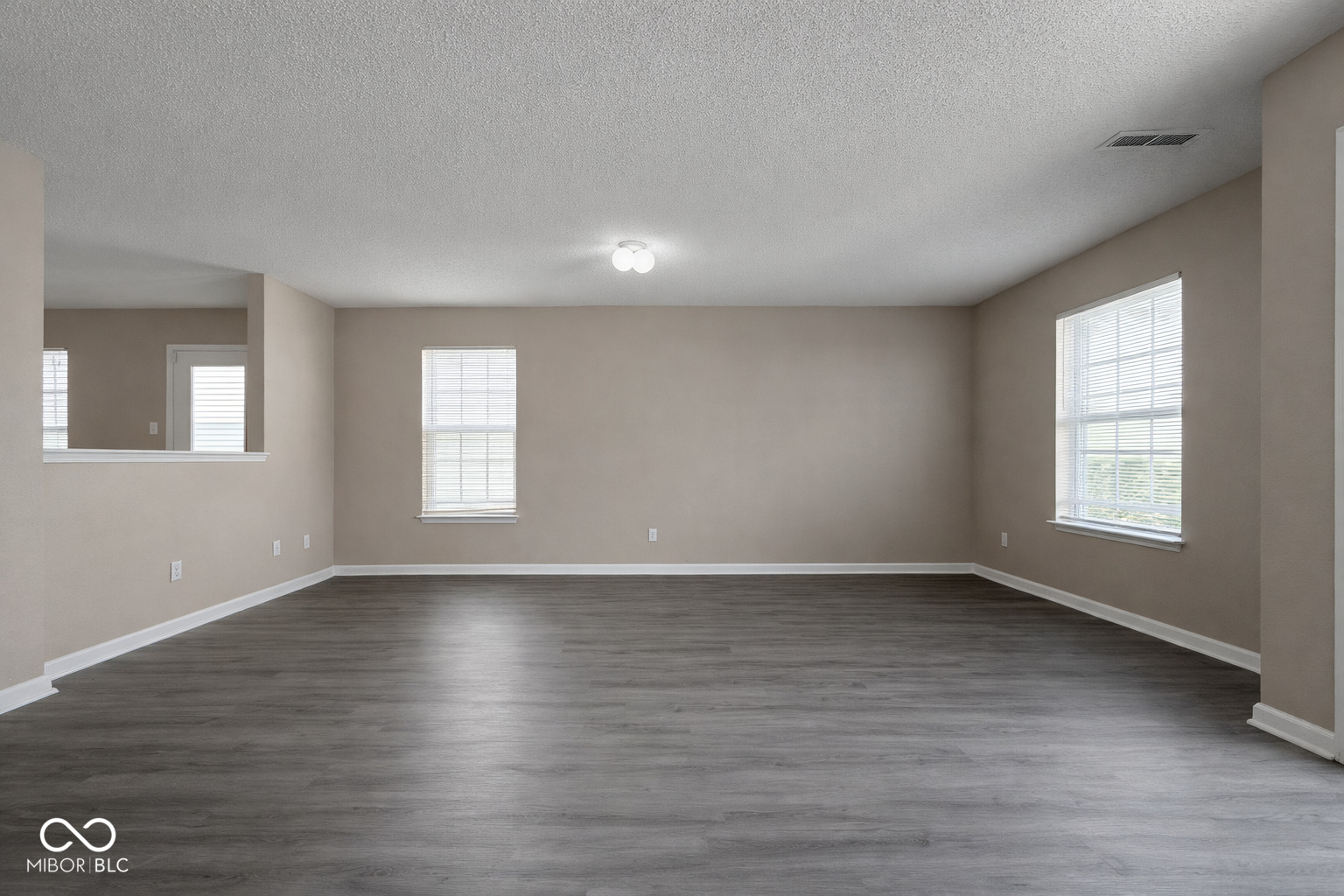 12877 Courage Crossing Fishers, IN 46037 - Photo 4 of 26