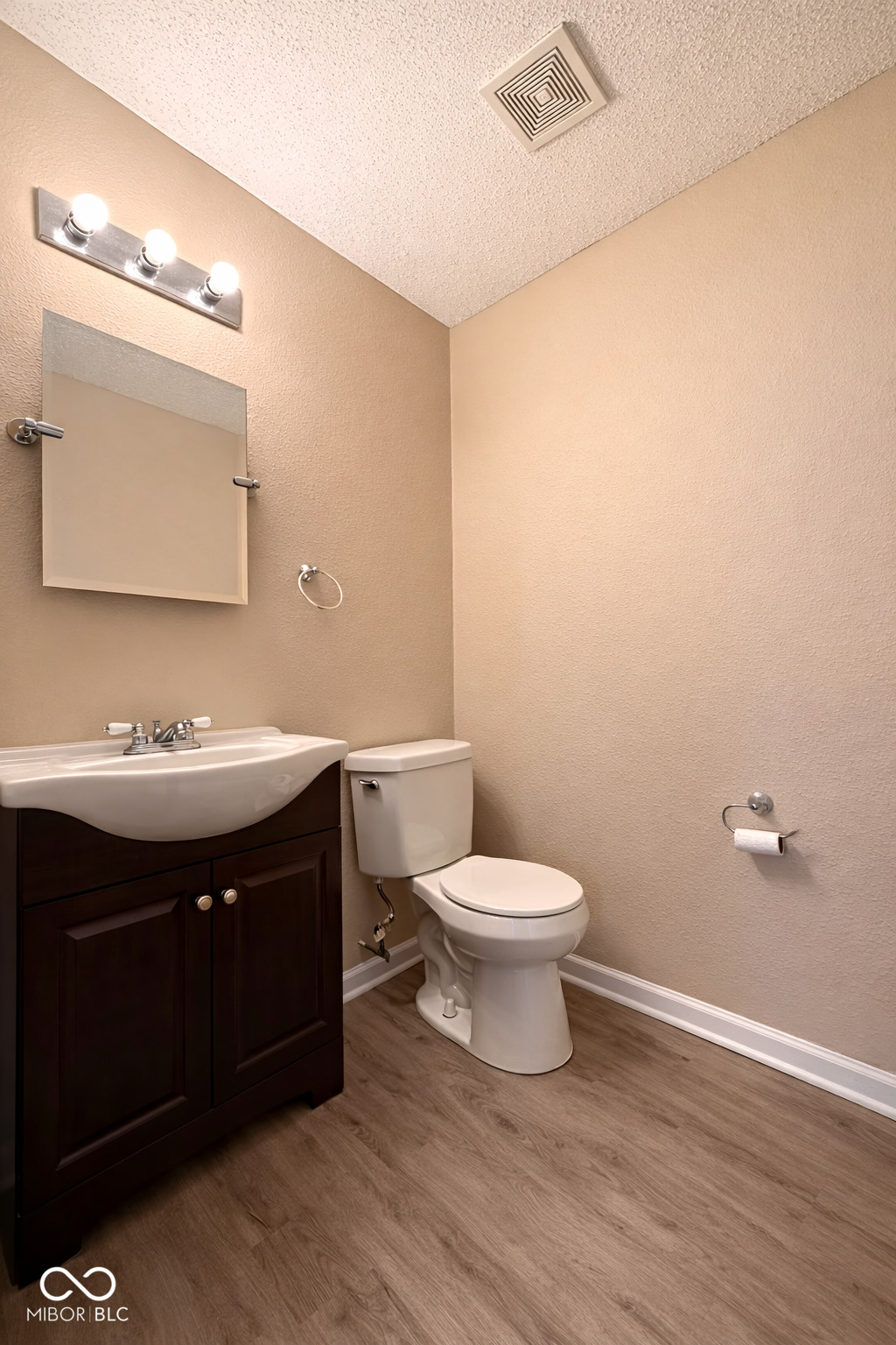 12877 Courage Crossing Fishers, IN 46037 - Photo 6 of 26