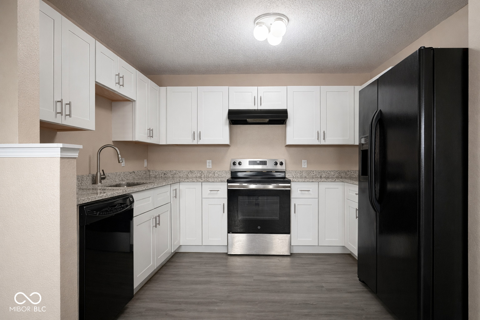 12877 Courage Crossing Fishers, IN 46037 - Photo 7 of 26