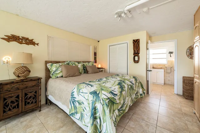 a view of a lake from a yard