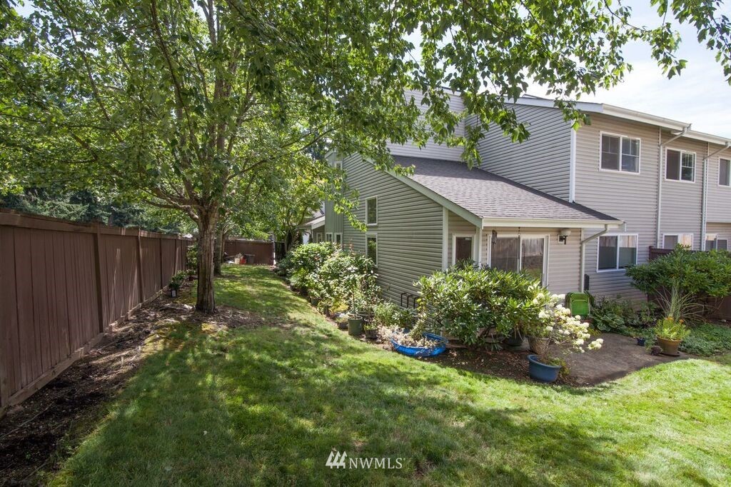 475 Queen Avenue Northeast, Unit 101 Renton, WA 98056 - Photo 13 of 22 Gallery Image 13
