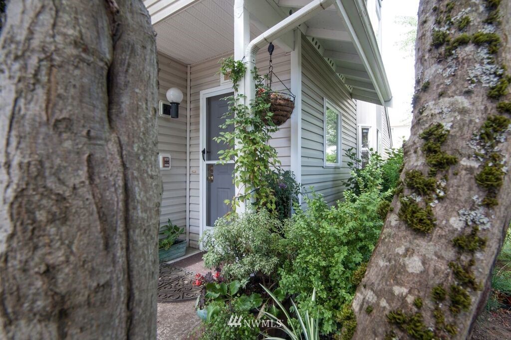 475 Queen Avenue Northeast, Unit 101 Renton, WA 98056 - Photo 22 of 22 Gallery Image 22