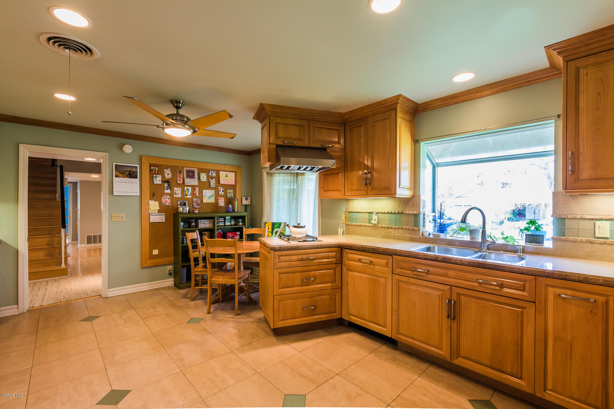 19122 Killoch Place Porter Ranch, CA 91326 - Photo 18 of 45 19122 Killoch pl-20