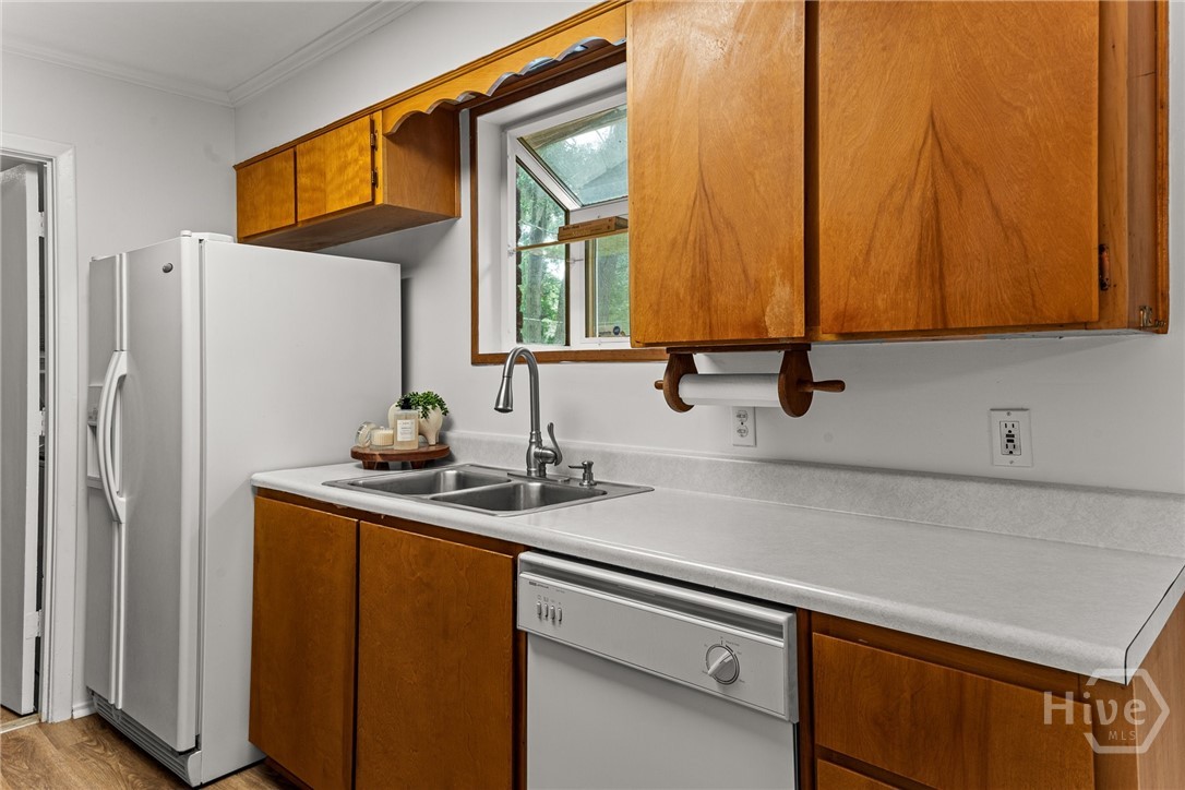 417 Willow Road Savannah, GA 31419 - Photo 11 of 31 Gallery Image 11