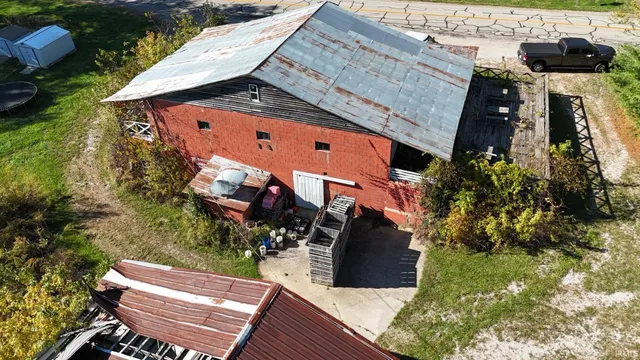 $325,000 | 8820 North Old State 37, Bloomington, IN 47408