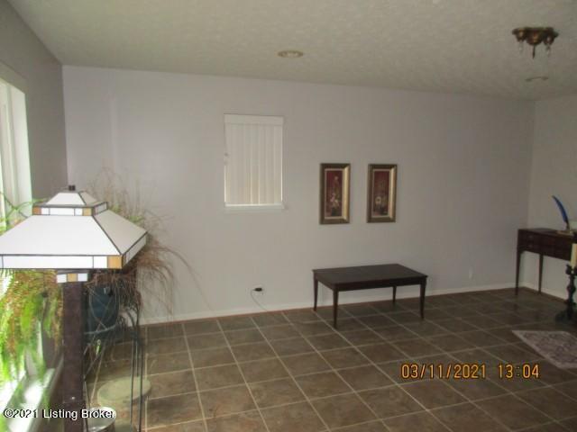 221 Plum Ridge Road Taylorsville, KY 40071 - Photo 18 of 44 IMG_3173 (Small)