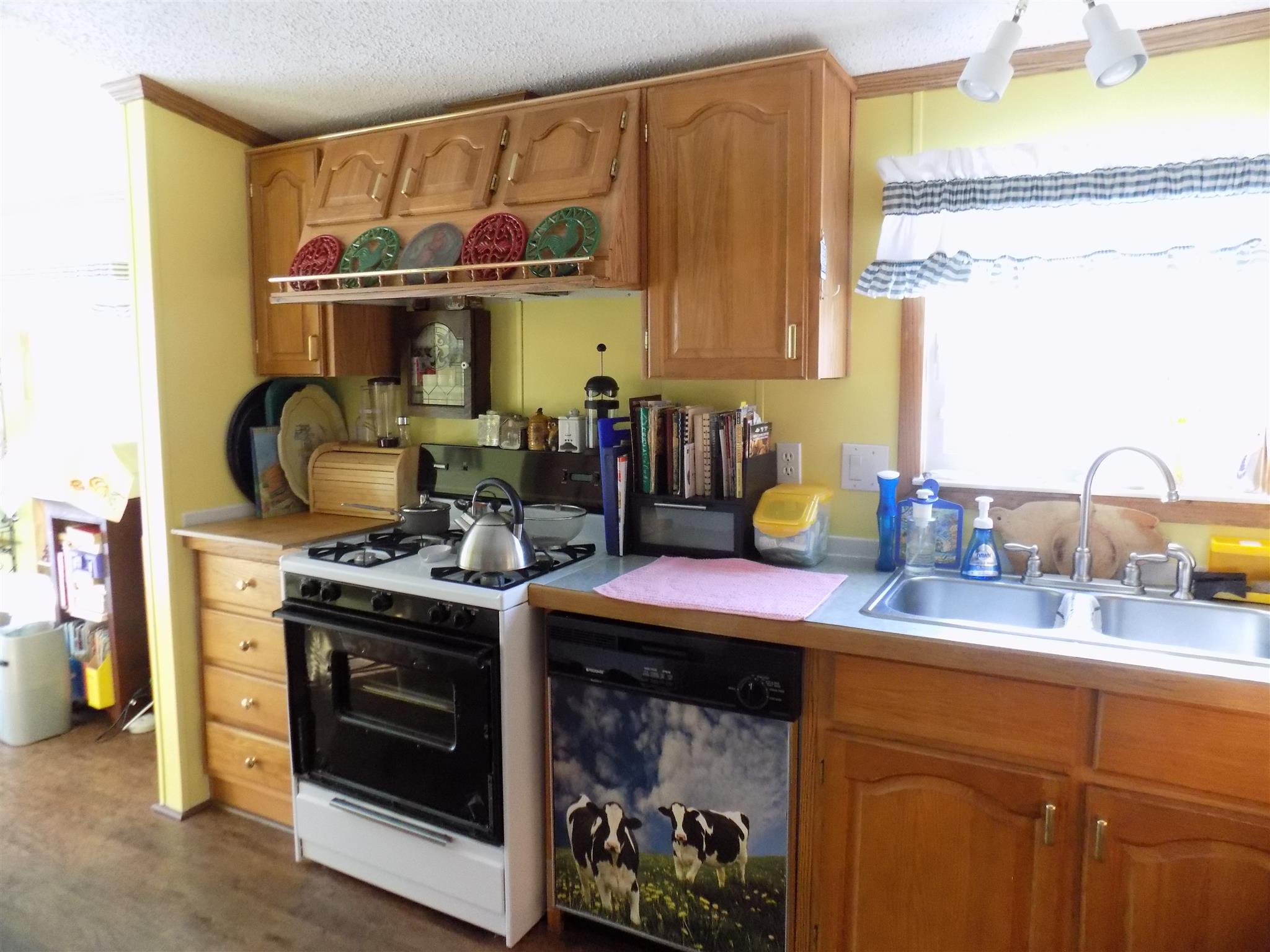 5299 Chelsea Road Corinth, VT 05039 - Photo 10 of 29