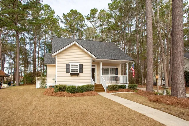 $359,900 | 125 Brisbon Hall Drive, Richmond Hill, GA 31324