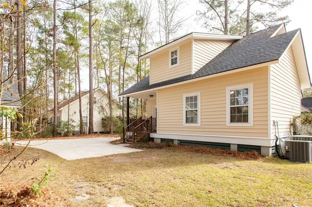 $359,900 | 125 Brisbon Hall Drive, Richmond Hill, GA 31324