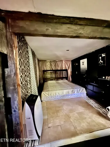 $250,000 | 2977 Arch Road, Cosby, TN 37722