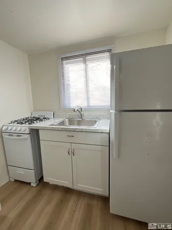 $1,250 | 850 G. Street, Sparks, NV 89431