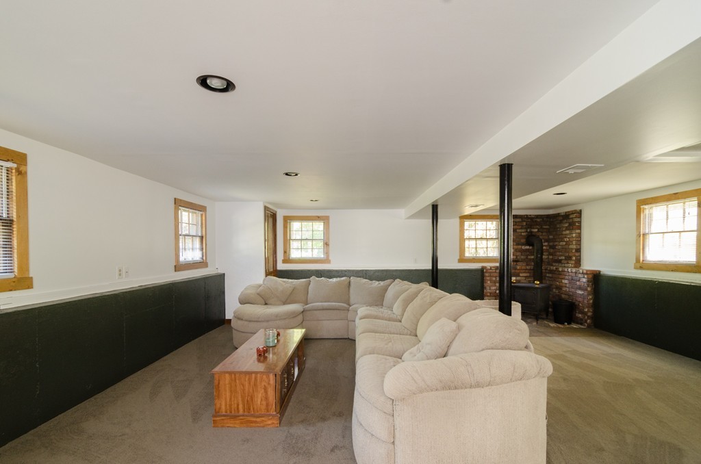 13 Hawthorne Road Kingston, MA 02364 - Photo 18 of 30 Gallery Image 18