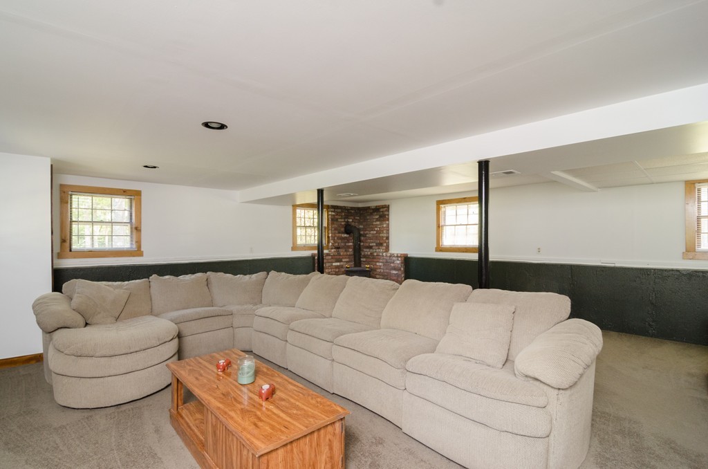13 Hawthorne Road Kingston, MA 02364 - Photo 19 of 30 Gallery Image 19