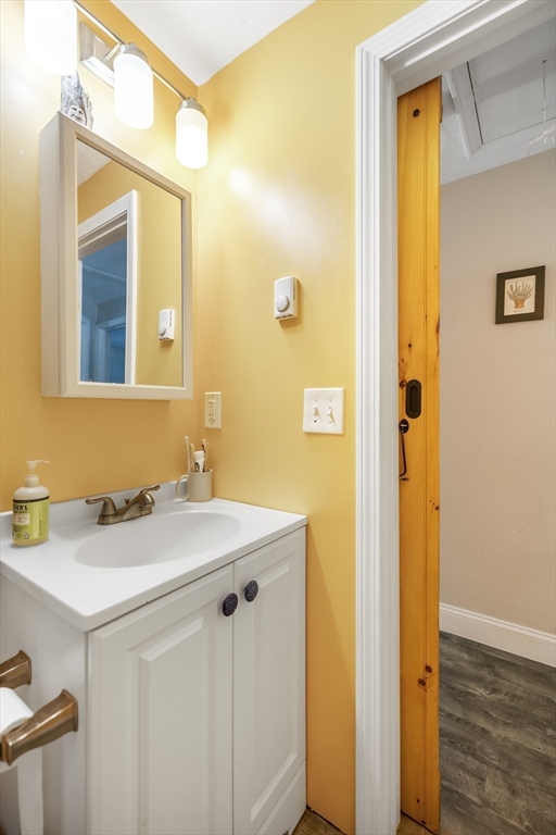 17 Gray Road Templeton, MA 01468 - Photo 11 of 28