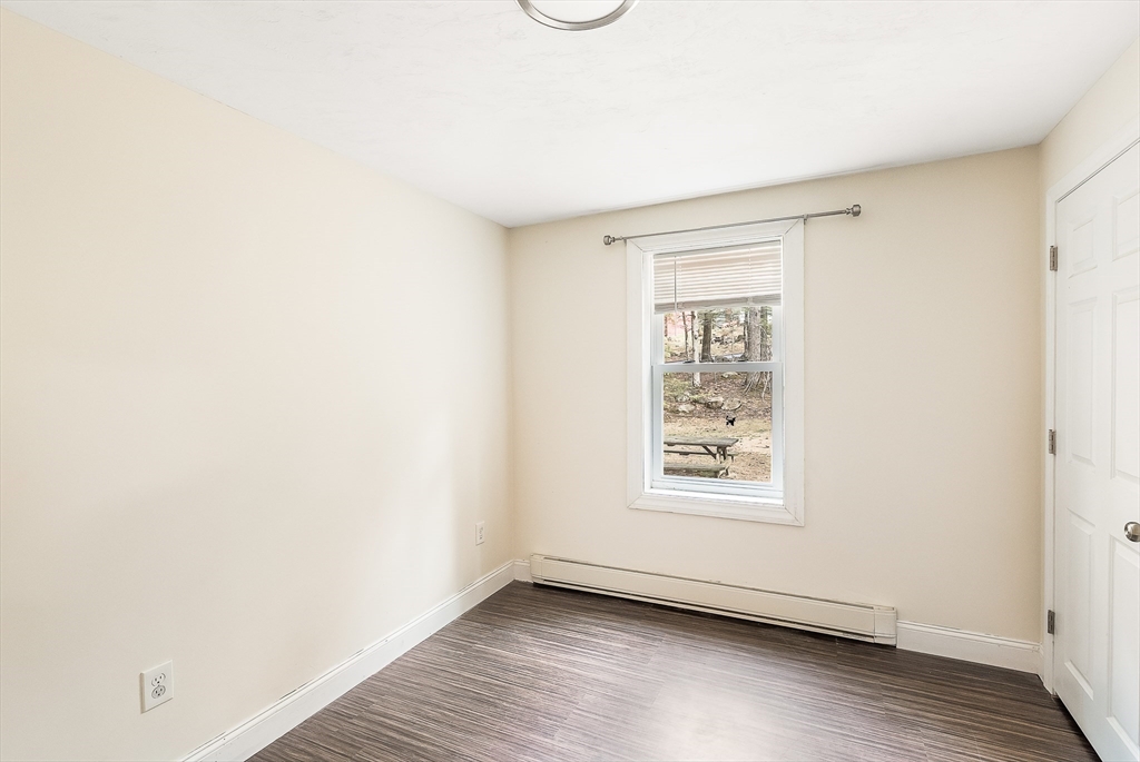 17 Gray Road Templeton, MA 01468 - Photo 12 of 28