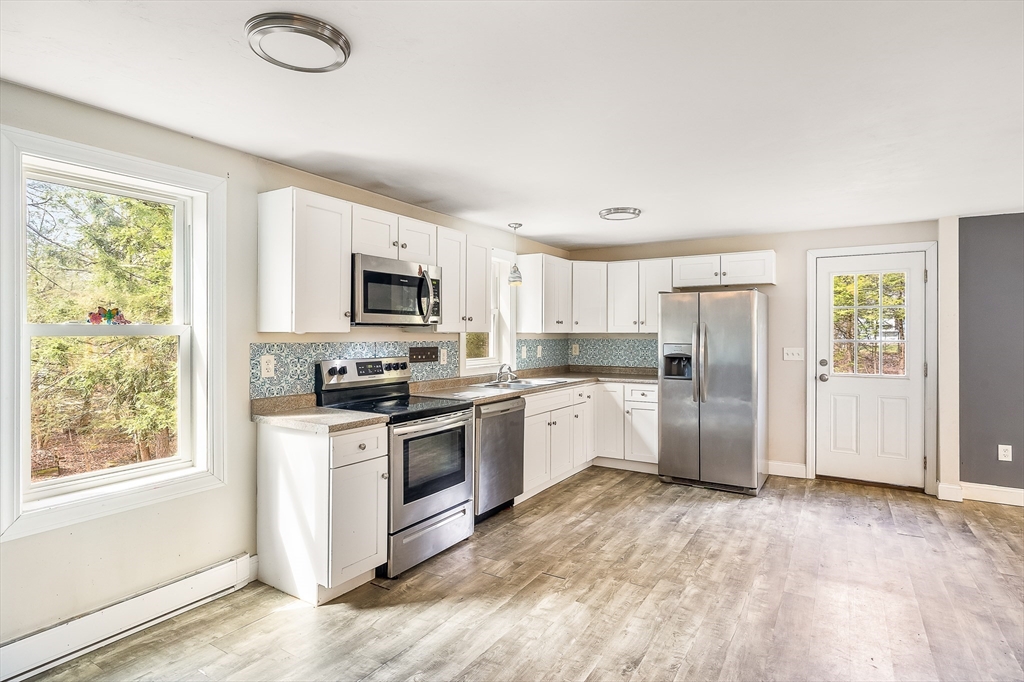 17 Gray Road Templeton, MA 01468 - Photo 2 of 28