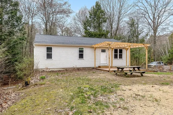 $399,000 | 17 Gray Road, Templeton, MA 01468