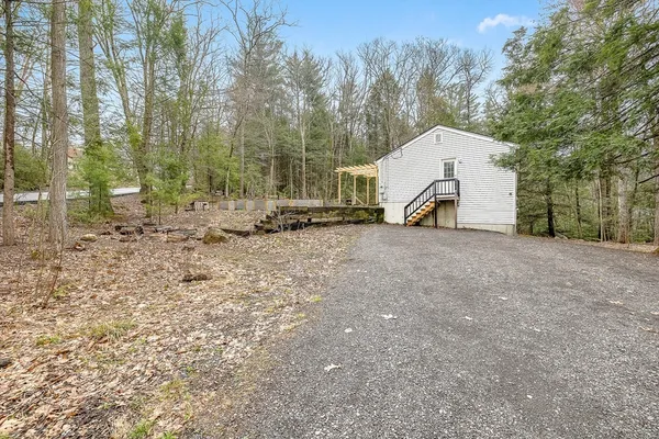 $399,000 | 17 Gray Road, Templeton, MA 01468