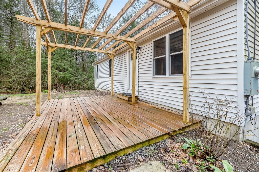 17 Gray Road Templeton, MA 01468 - Photo 27 of 28