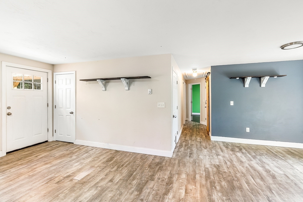 17 Gray Road Templeton, MA 01468 - Photo 8 of 28