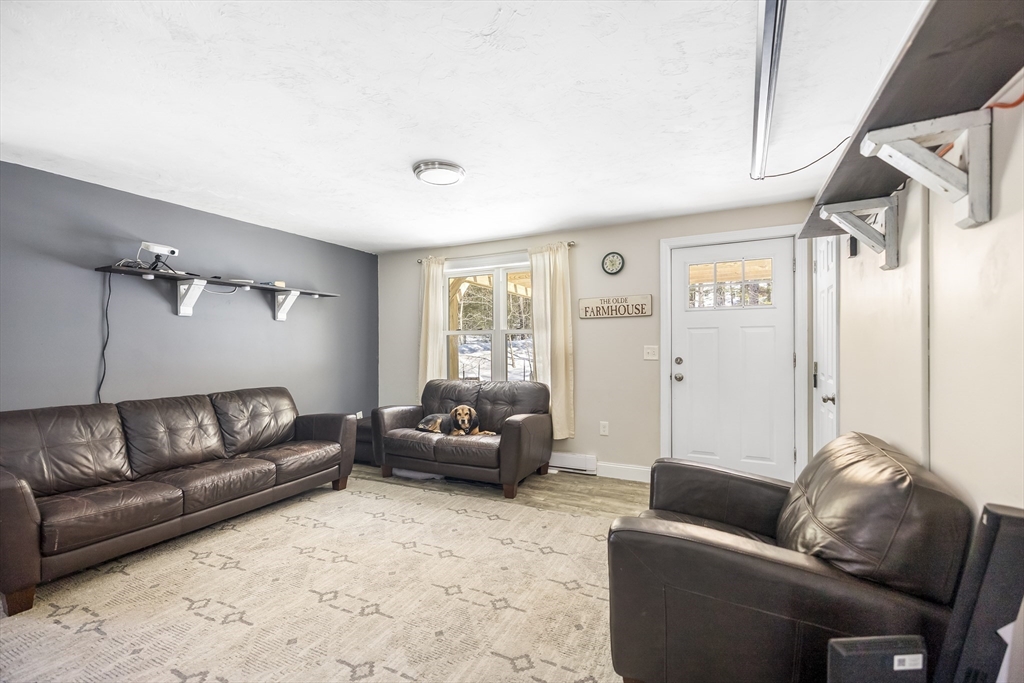 17 Gray Road Templeton, MA 01468 - Photo 10 of 27