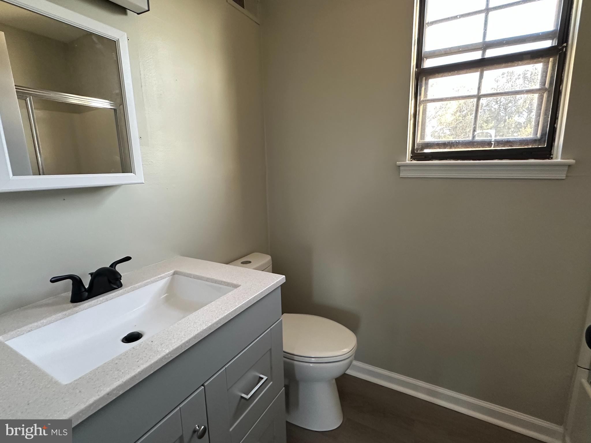 41 Flinthill Drive Newark, DE 19702 - Photo 14 of 27