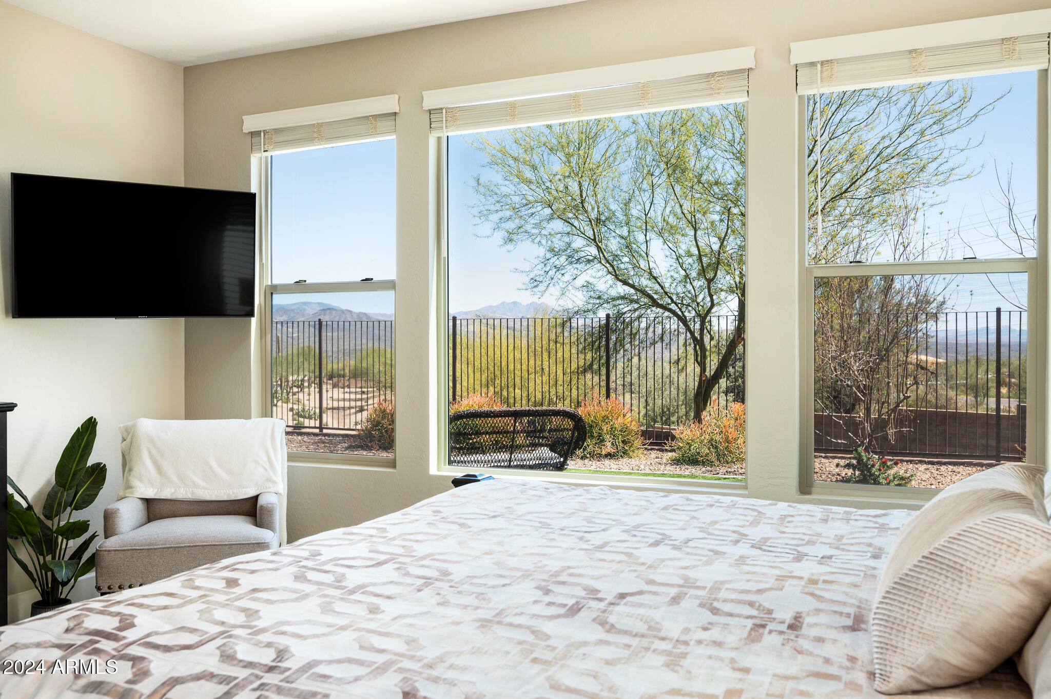 28223 North Crook Court Rio Verde, AZ 85263 - Photo 23 of 44 $3,000 Upgraded Laminate Windows