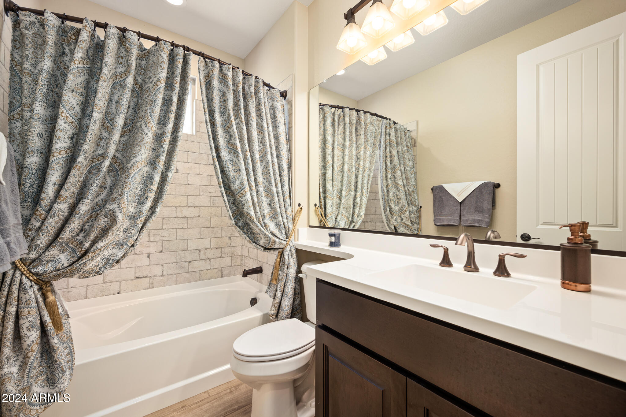 28223 North Crook Court Rio Verde, AZ 85263 - Photo 27 of 44 Guest Bathroom